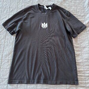 Adidas Originals Trefoil t-shirt with embroidered logo | black, mens M